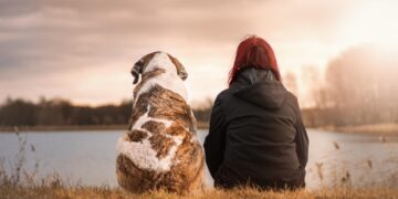 New research shows that having a dog or cat might protect memory and thinking skills as we age. Discover how pets support brain health.